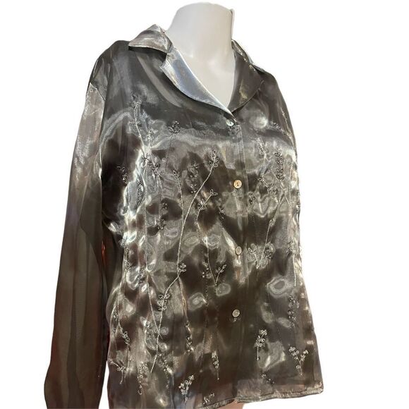 Womens Silver Embellished Button Up Blouse SZ M Floral Beaded - Picture 1 of 12